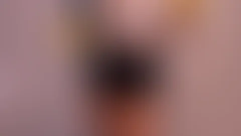 😈