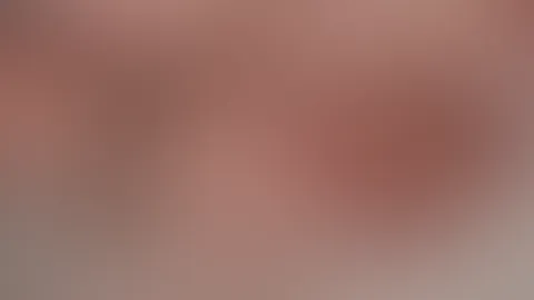 Schön mit meine Titten spielen 🫦