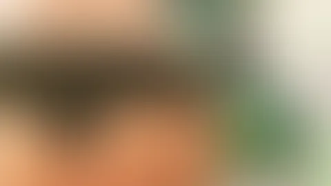Der Baum muss fertig werden aber ich hätte lieber dich hinter mir stehen und deinen s*****z in mir