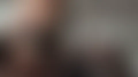 Spielen mit meinem größten Dildo