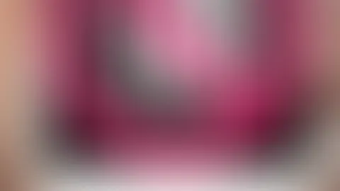 Hier ist es leider jugendfrei... 😇 Die unzensierte Fassung wartet exklusiv in meinen privaten Inhalten auf dich. Lass dich überraschen!