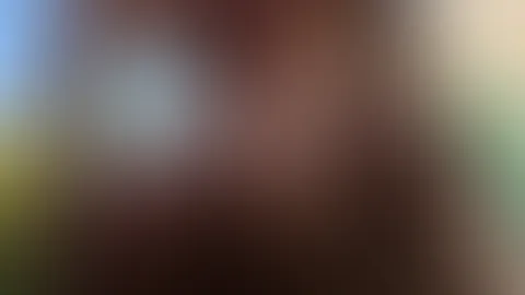 Es fing mit harmlosen sonnen an 🌞😈dann hab ich zwei Mal ein P***y c******e gehabt 💦🚨😈 f**k 🥵 willst du das sehen ? Hab einmal die Kamera mit laufen lassen 🥵 ich sag dir es tropft 💦 schreib mir
