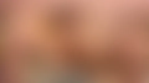 So weit gespreizt hast du meine haarige M****i noch nie gesehen!