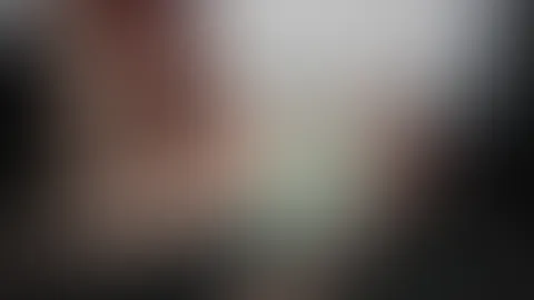 Ich f**ke sie das erste mal mit einem Strapon