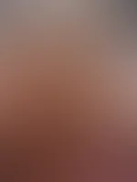 Morgenstund hat… heiße Überraschungen. Wenn du mehr als nur meinen Kaffee sehen willst, schreib mir eine DM . Dort wird’s richtig persönlich. ☕🔥
