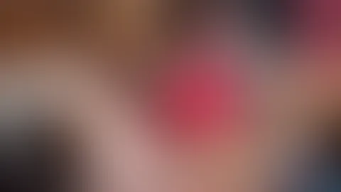 Bist du an der Reihe, meine M****i zu streicheln?- wenn ja, dann, mach mich zufrieden!!!!