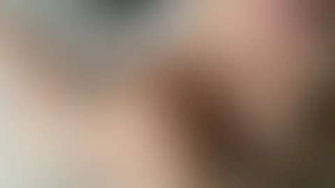 Schon verrückt, wie man manchmal aufwacht… und diese freche, kribbelnde Lust direkt im ganzen Körper spürt 😏🔥