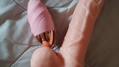 Ich bin morgens immer so hungrig nach meinem Dildo 💦🔥😈