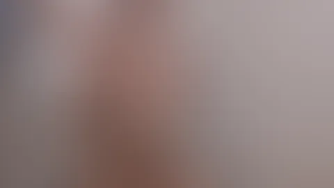 Shower Time is Playtime 🤭💦 Heute gibt es ein bisschen Action unter der Dusche 🤫. Würdest du jetzt lieber direkt bei mir mit unter dem Wasser stehen und tauschen wollen? 😏