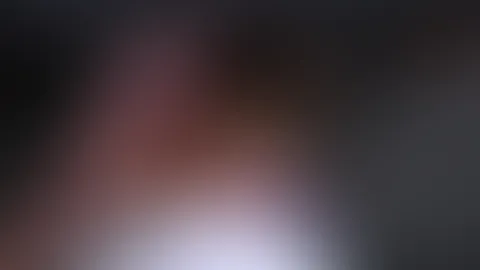 Leckeres S****a schlucken in sexy rosa Dessous