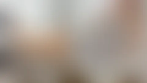 Bei diesem schönen Wetter passt das knappe Kleid doch perfekt, oder? đ