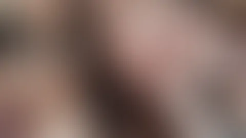 Wie war dein Montag? Mein Tag war fast komplett im Bett… Beine breit und nicht rausgekommen 😌 Ich bin schon klatschnass und der Abend hat gerade erst begonnen.