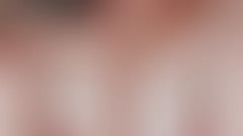 Meine Brüste strahlen dich an 🌞😋🥵 und meine Nippelchen sind wie zwei Knöpfe die gedrückt und gezwieckt werden möchten.