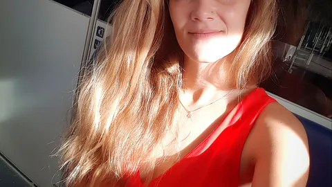 Meine ersten public Fotos in der Deutschen Bahn - ups der Schaffner hat mich glaube gesehen 😯😳