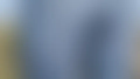 Ich wünsch dir einen geilen Freitag 😏, wollen wir vllt schauen was sich unter der Jeans versteckt 🤭?