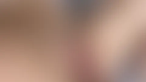 Haarige P***y zum squirten gebracht