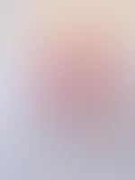 Im kurzen Aromen Kleid … einfach geil die Treppe hoch