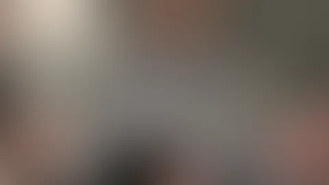 Wer sagt, dass lockere Kleidung nicht sexy sein kann?😏