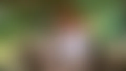 Heißer F**k in der Traktorkabine! Stell dir vor ich bin mit dir bei der Feldarbeit im Schlepper und es ist so warm in der Kabine ich zieh mich komplett nackt aus und sitze breitbeinig auf deinem Fahre