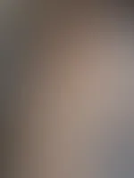 Das Halsband sitzt, die Nippelklemmen sind befestigt...wie geht's nun weiter? 😈