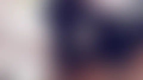 Pralle Titten eingepackt in geilen Dessous. Der dünne Stoff spannt sich straff über die schweren, vollen Rundungen, drückt sie fest zusammen und lässt sie prall herausquellen. Oder wie siehst du das ?