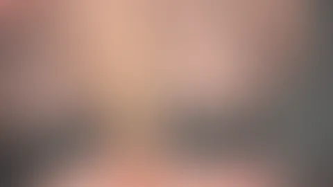 User - Analf**k mit leichtem Schmerz beim Einführen und strapazierte M****i. Mit Nahaufnahme...