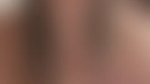 Hab mega bock auf ein Dildo in der Badewanne bekommen , f**ke meine Titten damit