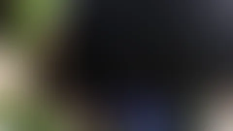 Für dich hier heute Mal was anderes oder spezieller es👀Mal weniger haut dafür "enge" Engelbert Strauss Arbeitshosen. Begleite mich etwas auf der Arbeit mit Ausblick auf meinen dicken Hintern in der k