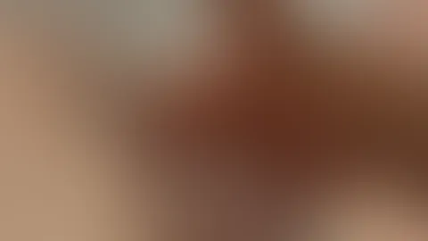 Nass und hemmungslos, ich F****r mich in der Badewanne