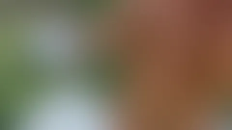 Duscht du auch manchmal nackt draußen? So geil! 😈😈