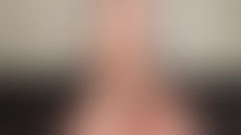 Dildo F**k im Bett
