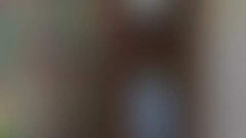Pool-Boy zum S*x verführt Kaum auf der Insel angekommen haben LissLonglegs und ich uns den Pool-Boy geschnappt der zum Service kam. Er sprach zwar kaum Deutsch aber beim S*x spielt das nicht wirklic