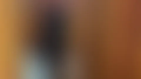 Wie gefalle ich die in Leder? 😉🤗 ich liebe das Kleid!!!