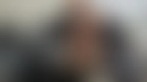 Upsi, da ist das knappe Röckchen irgendwie verrutscht 😈