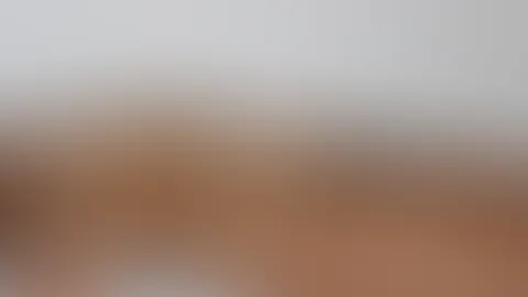 Hand aufs Herz: Wann hast du das letzte Mal eine Frau mit echten Kurven und weichem Pelz verwöhnt? 😉