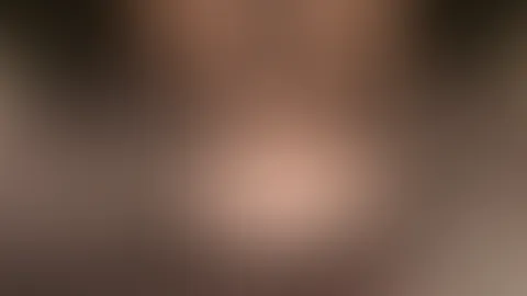 Heute mal eine etwas andere Perspektive nur für dich! Ich knie im Bett und lasse deiner Fantasie freien Lauf - was würdest du jetzt gerne tun?🔥