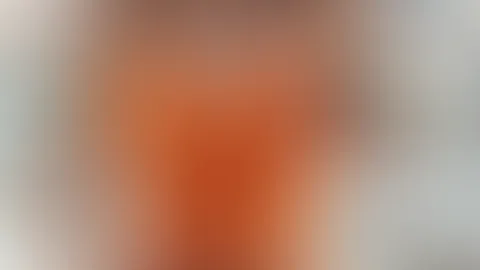 Wie viele F****r zeige ich heute? 😈👀 Schreib die Zahl in die Kommentare (1–5) — und ich schick dir in DM einen sehr heißen persönlichen Preis 💦