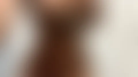 Ich gehe jetzt duschen😈 kommst du mit?💦