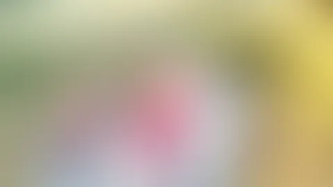 Sexy Sportclips! Wenn CAMELTOE zur Pflichtübung wird! Die M****i verschluckt die Leggins! Meine geilen Lippen pressen sich bei den sexy Sportübungen richtig heftig durch meine Dünne Leggins! Würdest