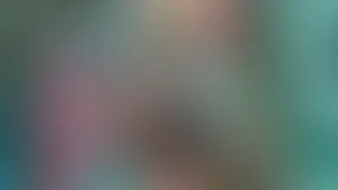 Stehst du auf Öl aufm A***h? :P