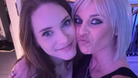 Girl / Girl - Dreier mit einem User - Stream vom 03.09. - Über 60 Minuten !