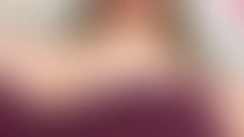 Wiggle wiggle mit den dicken Titten 🤭😜 mein privater Feed lohnt sich halt einfach 😏 seid gespannt was ihr noch für premium Content bekommt ❤️🔥