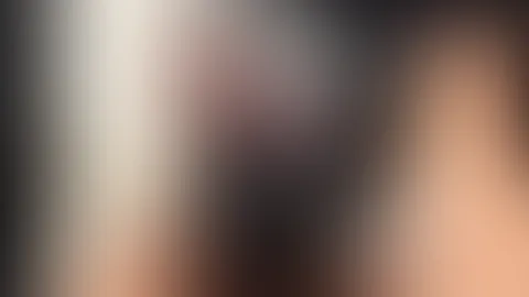 Komm Daddy dein kleines Mädchen mag spielen 😼🤓