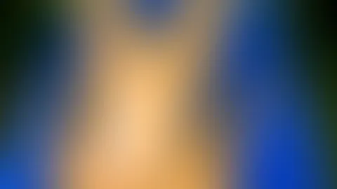 FIT in den Frühling (Tag 1). Mein tägliches nacktes Fitnessvideo. Auch als mollige natürliche MILF kann man täglich was für den Body tun. Bei genügend Interesse von euch (likes, Kommentare ), wird es