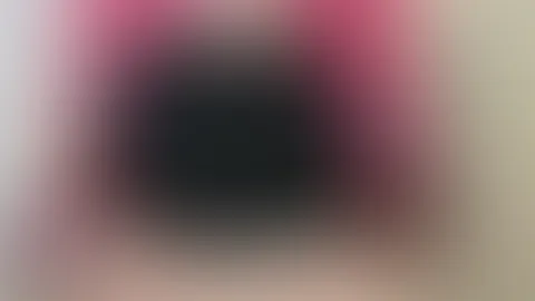 Darf ich dein Toy sein? đ„” Hab auch schon angefangen mit mir zu spielenâŠ.