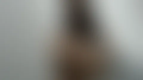 Ich habe eine kleine Typveränderung hinter mir. Ich hoffe es gefällt dir ?