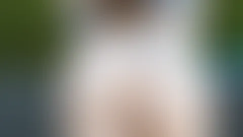 🎀 Hi, ich bin deine Nachbarin von nebenan Ich mag es, Leute wirklich kennenzulernen, über kleine Geheimnisse zu lachen und auch mal ein bisschen zu flirten. Wenn du Lust auf persönliche Chats hast, b