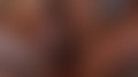 Selflove auf dem Tantrastuhl in heißem Hemd und geilem Orgasmus