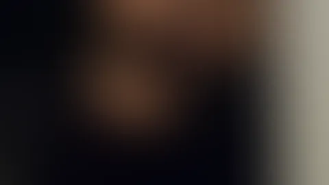Hoppla , während die Nachbarn aus den Festnetz schauen, lutsche ich an meinem Spielzeug 🍆🔥