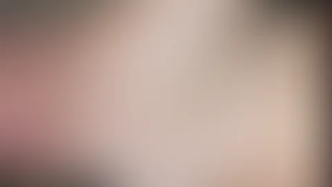 Zum Neujahr gibt's hier ein paar P***y und Boobie Bilder und ein kleinen Clip wie ich mir die nippel sauge đđŠ
